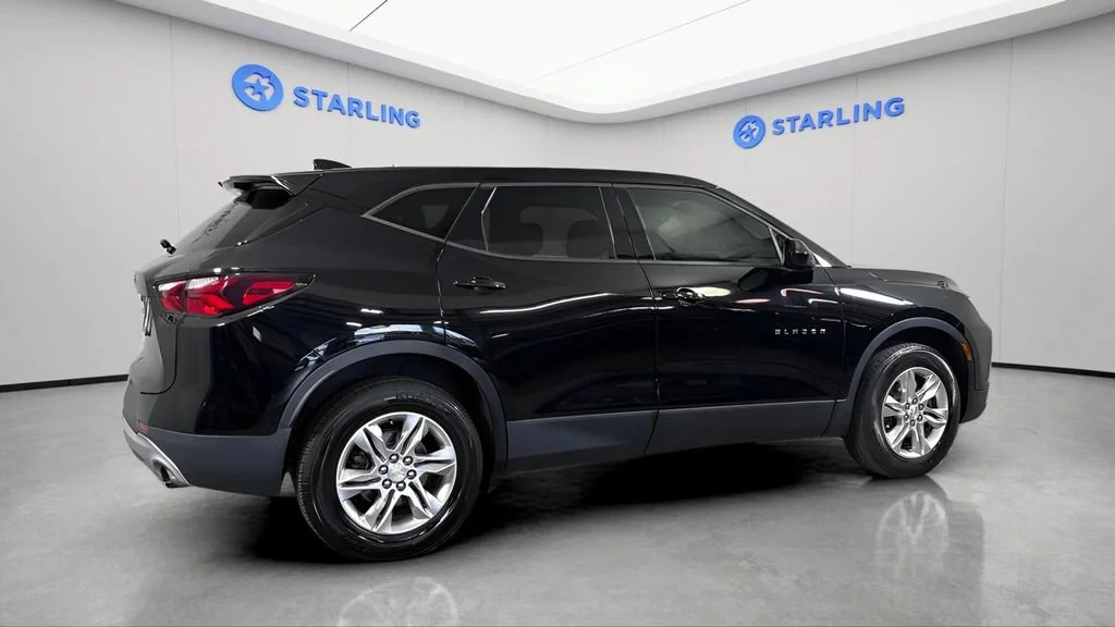 Used 2019 BLACK Chevrolet FWD 4dr w/1LT image 10