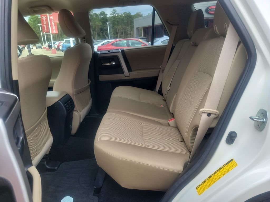 Used 2023 White Toyota SR5 image 16