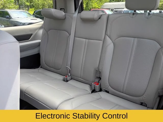 Used 2023 Black Jeep Base image 21