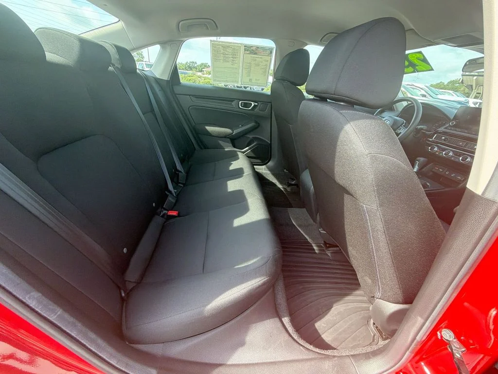 2025 Honda Civic LX - Photo 12