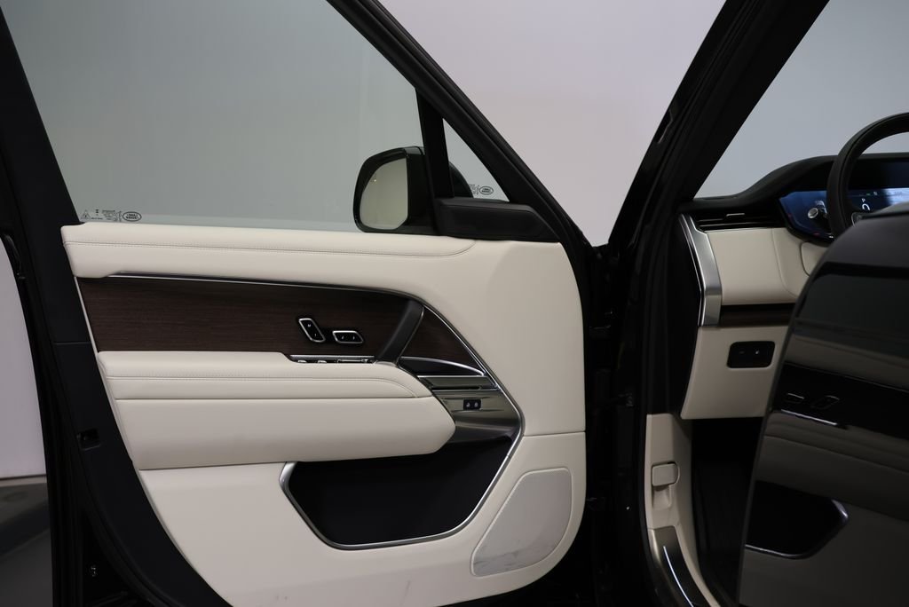 2026 Land Rover Range Rover SE - Photo 25