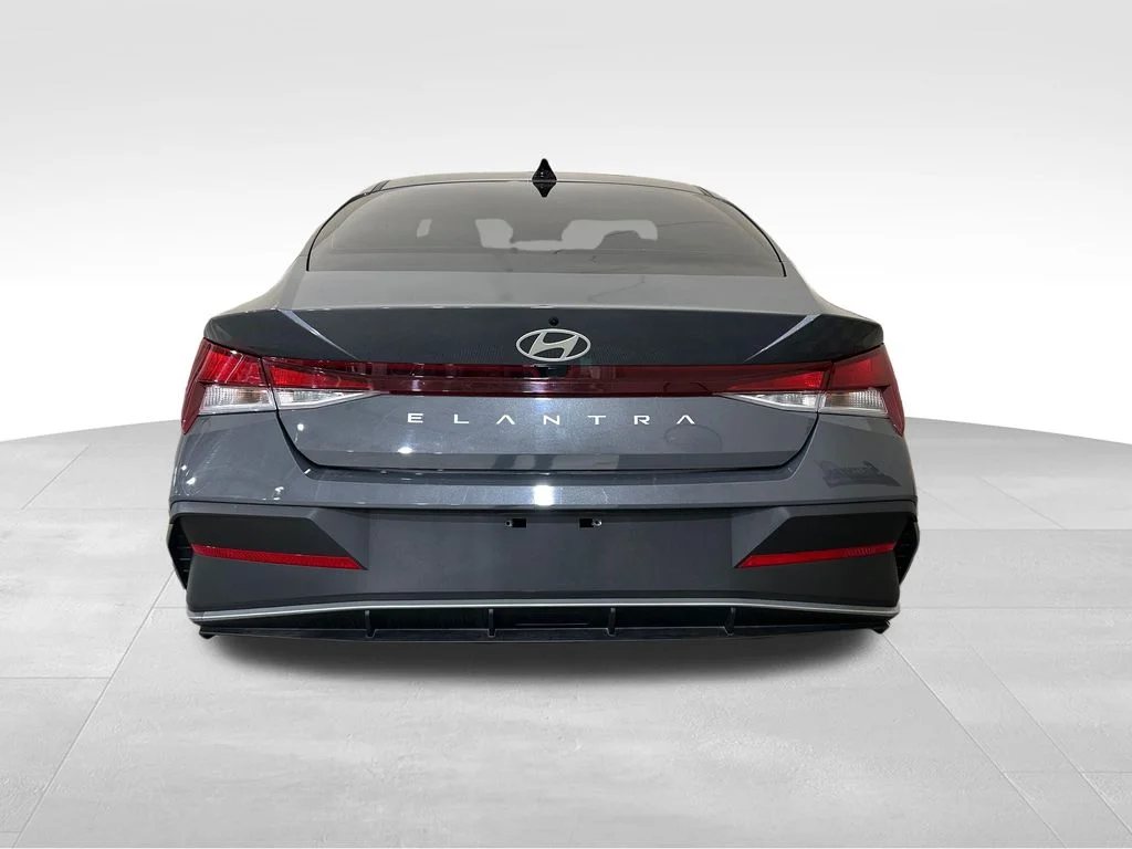 Certified Used 2024 Gray Hyundai SEL image 4
