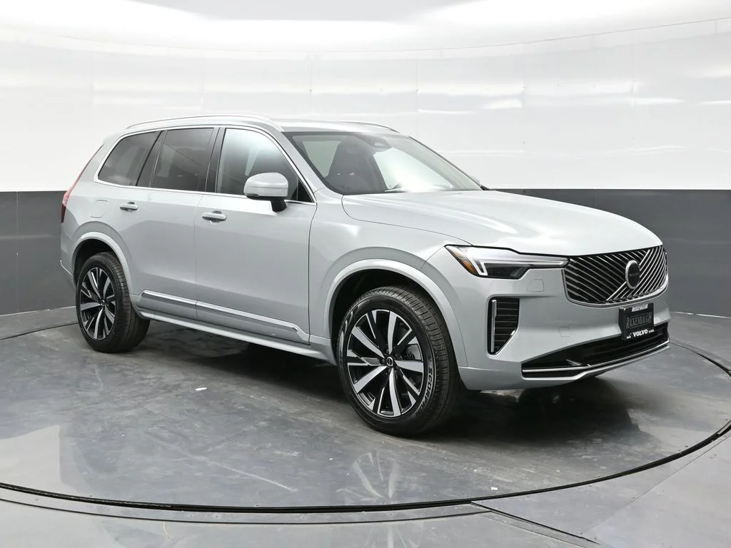 2026 Volvo XC90 B5 Core Bright 4WD's photo