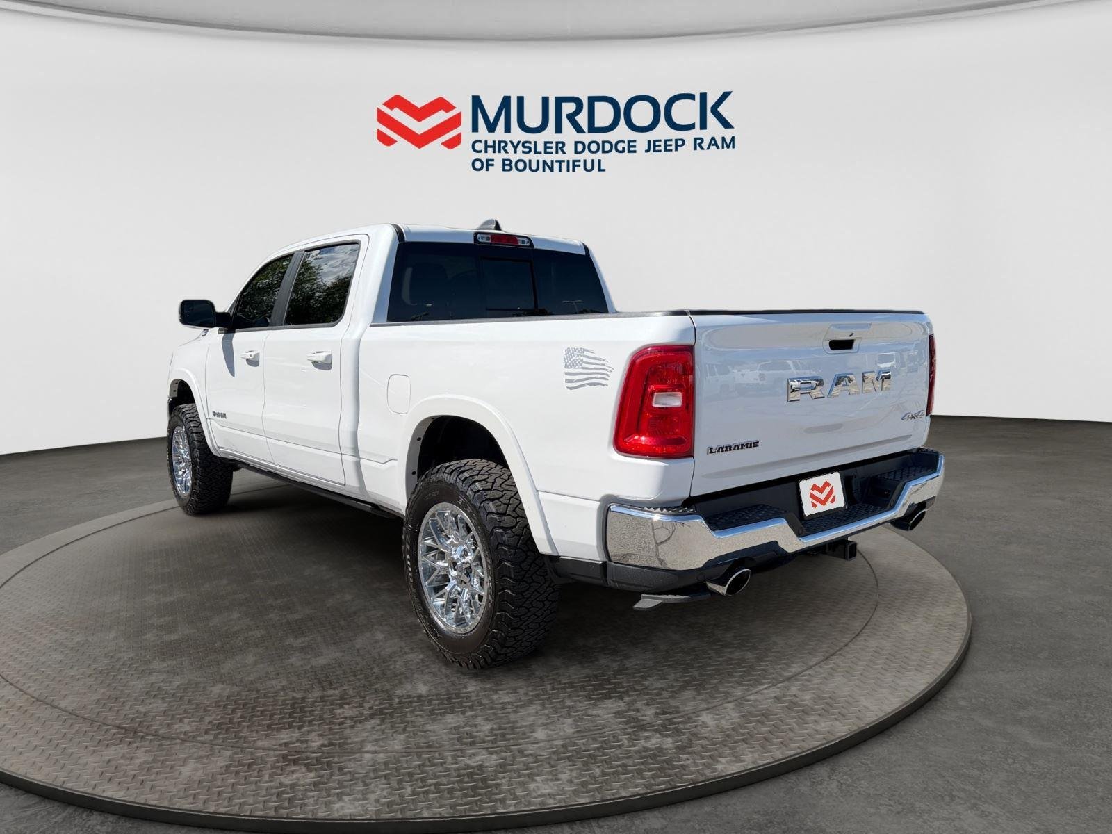 Used 2025 Ivory White Tri-Coat Pearlcoat Ram Laramie image 3