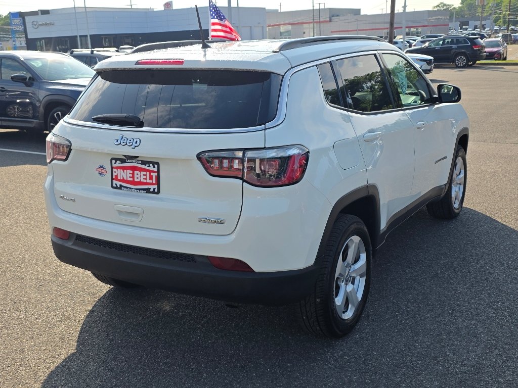 Used 2017 White Clear Coat Jeep Latitude image 15