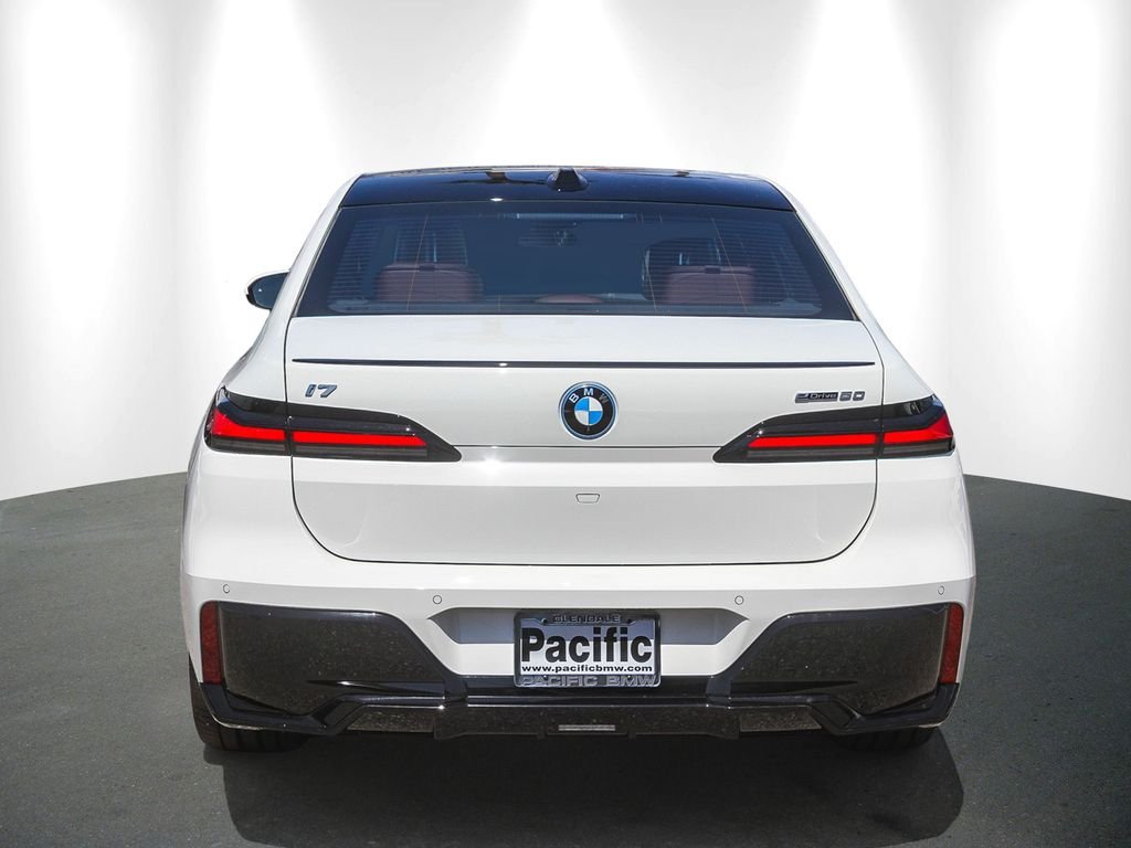 New 2026 Alpine White BMW eDrive50 image 5