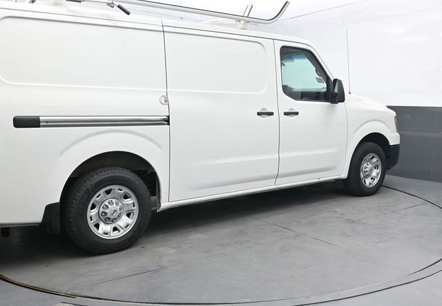 Used 2021 White Nissan SV image 8
