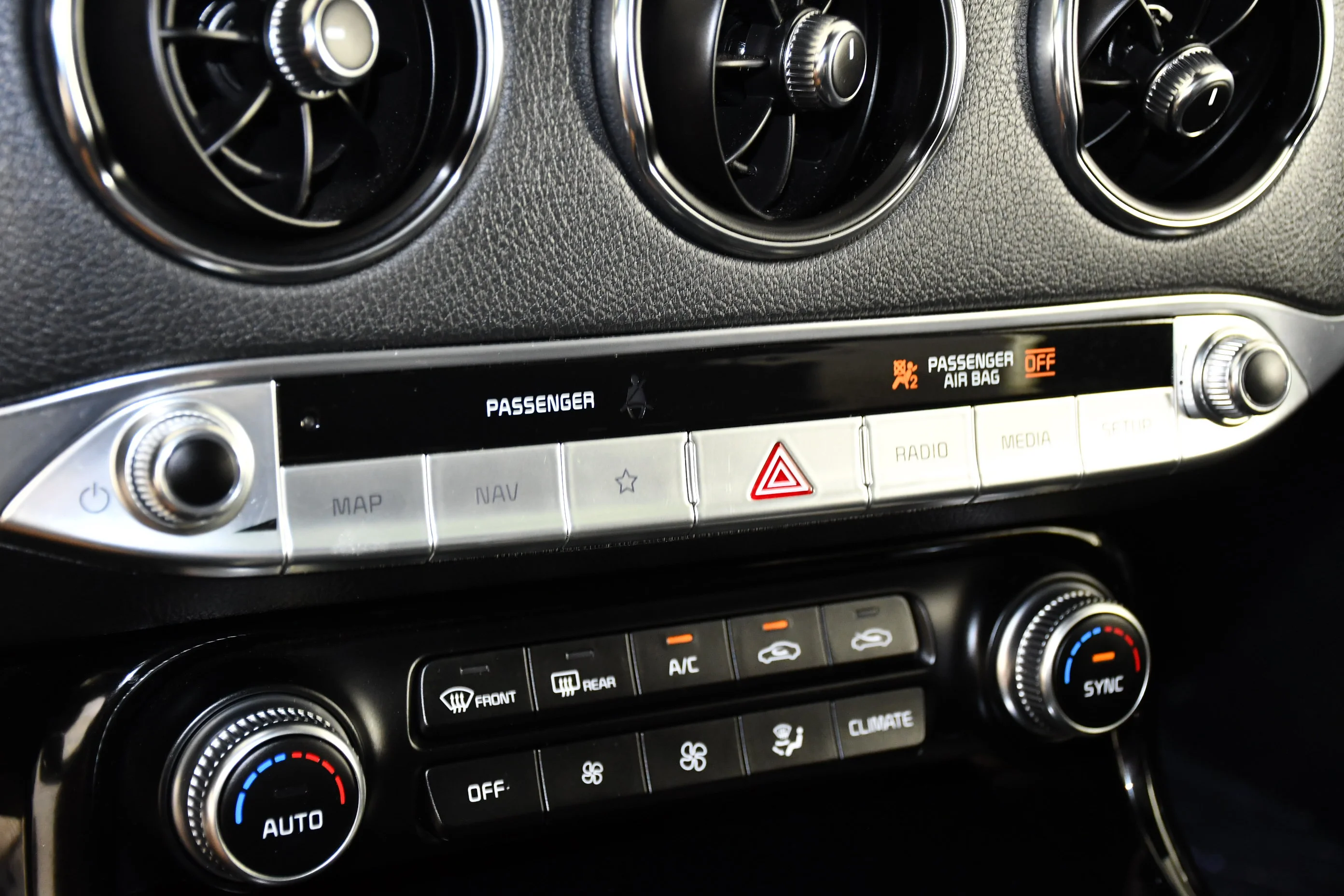 Used 2023 Panthera Metal Kia GT-Line image 29