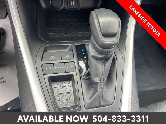 Certified Used 2025 MAGNETIC GRAY MET. Toyota  image 32