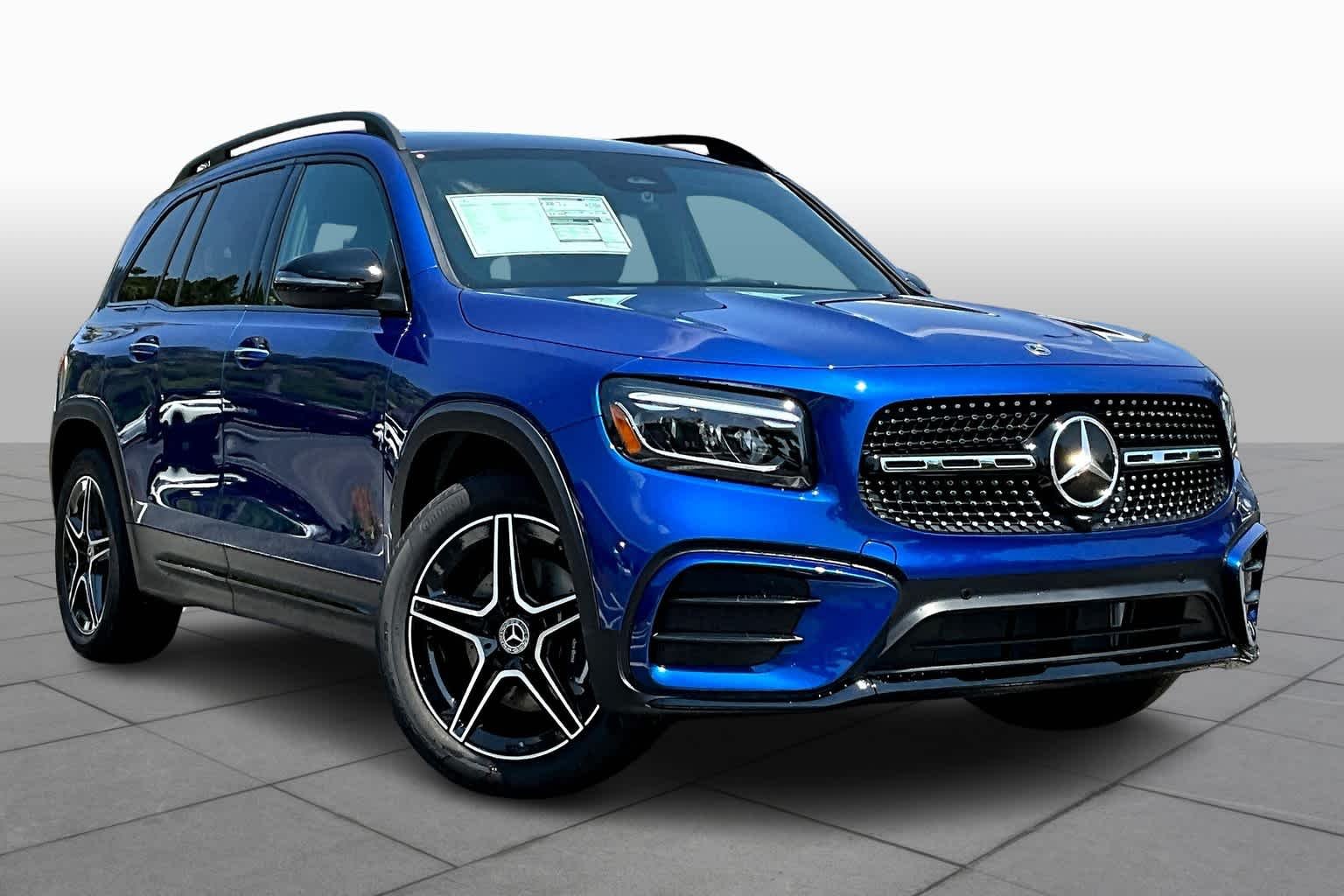 Used 2024 Starling Blue Metallic Mercedes-Benz GLB 250 image 3