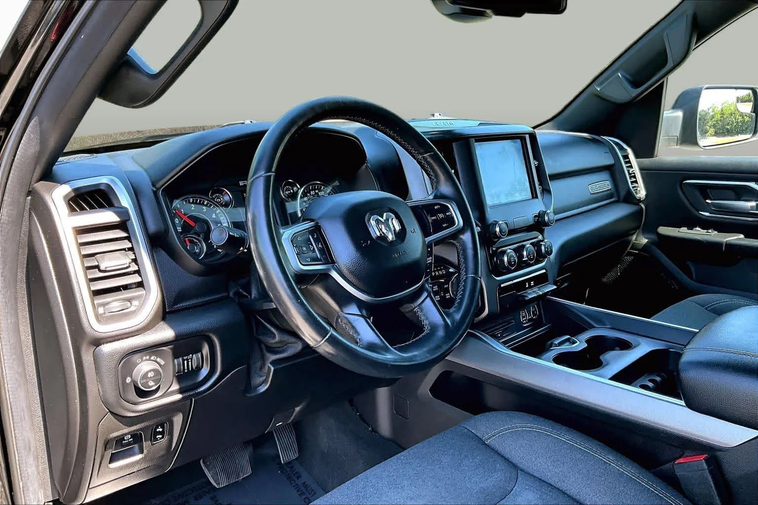 Used 2019 Diamond Black Crystal Pearlcoat Ram Big Horn/Lone Star image 17