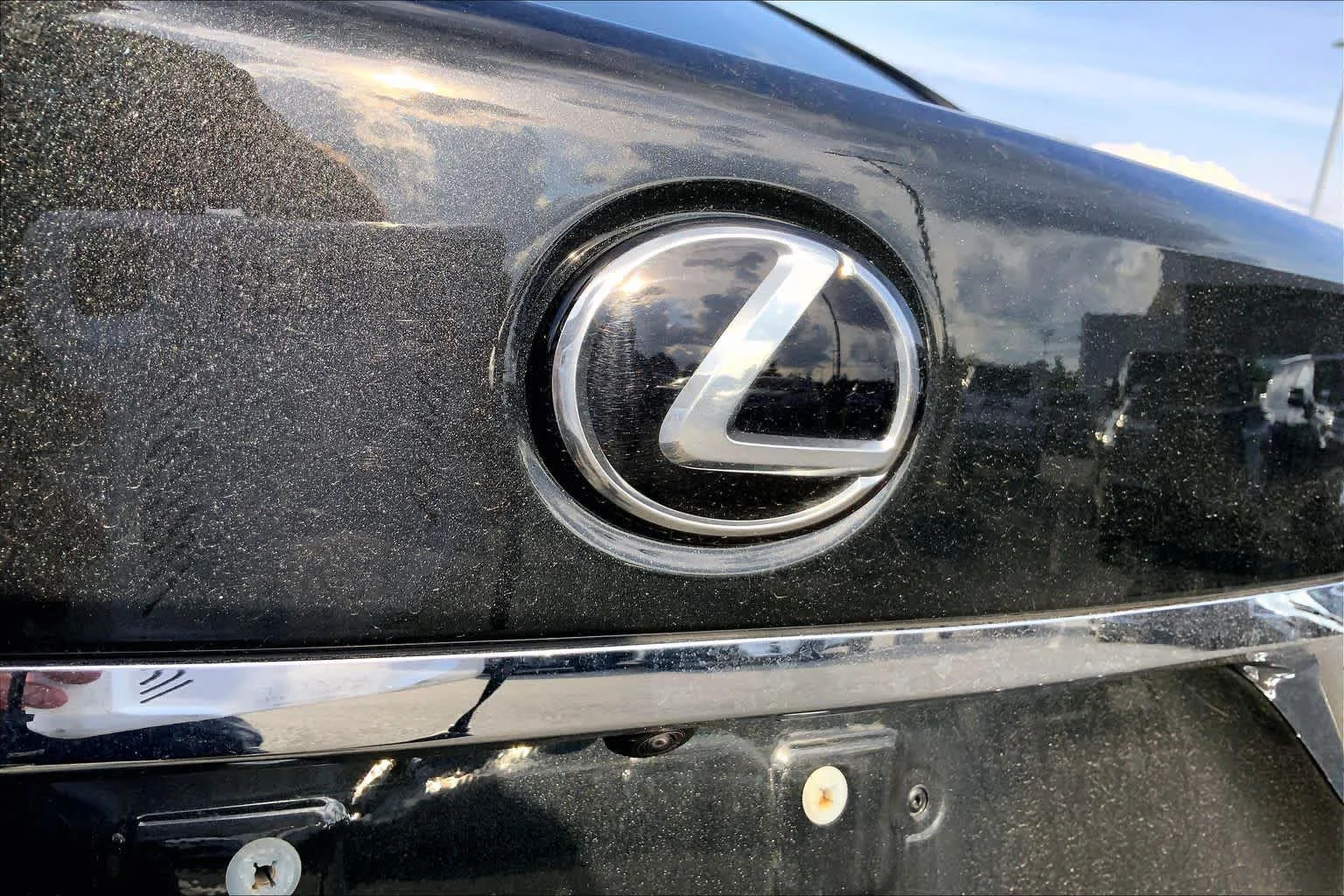 Certified Used 2022 CAVIAR Lexus  image 31
