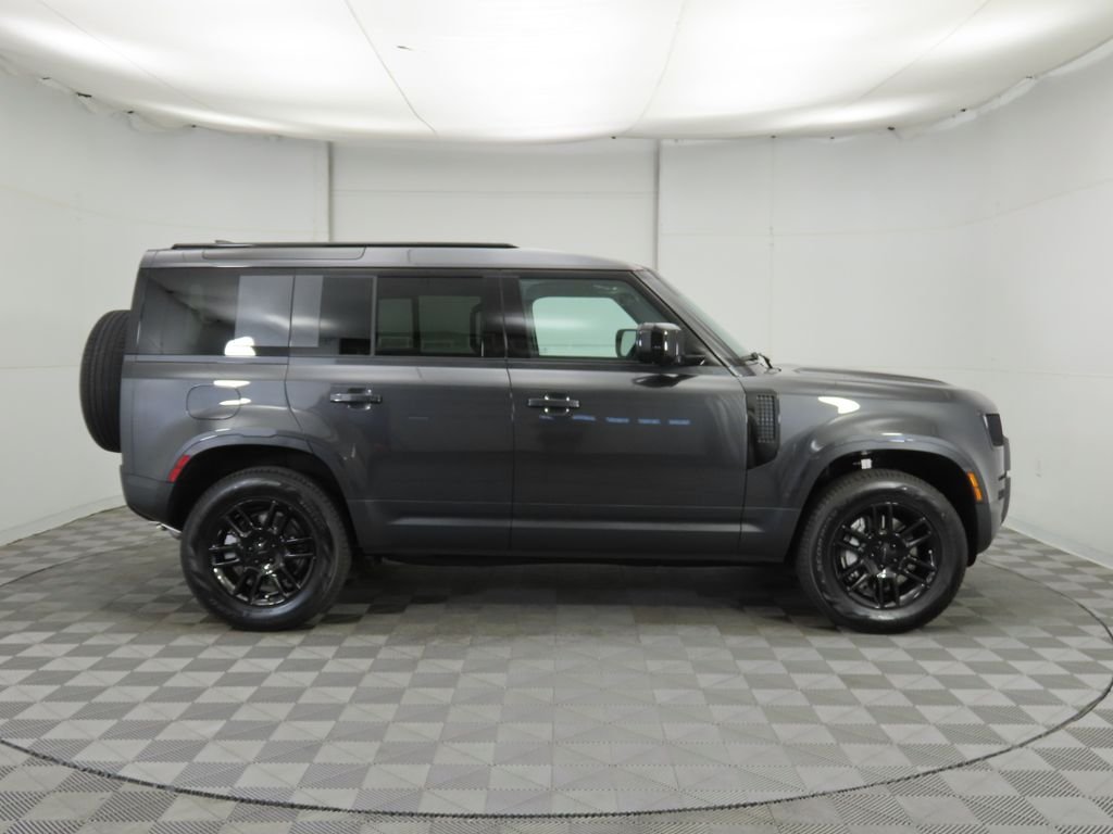 Used 2026 Carpathian Grey Prem Met Land Rover S image 4