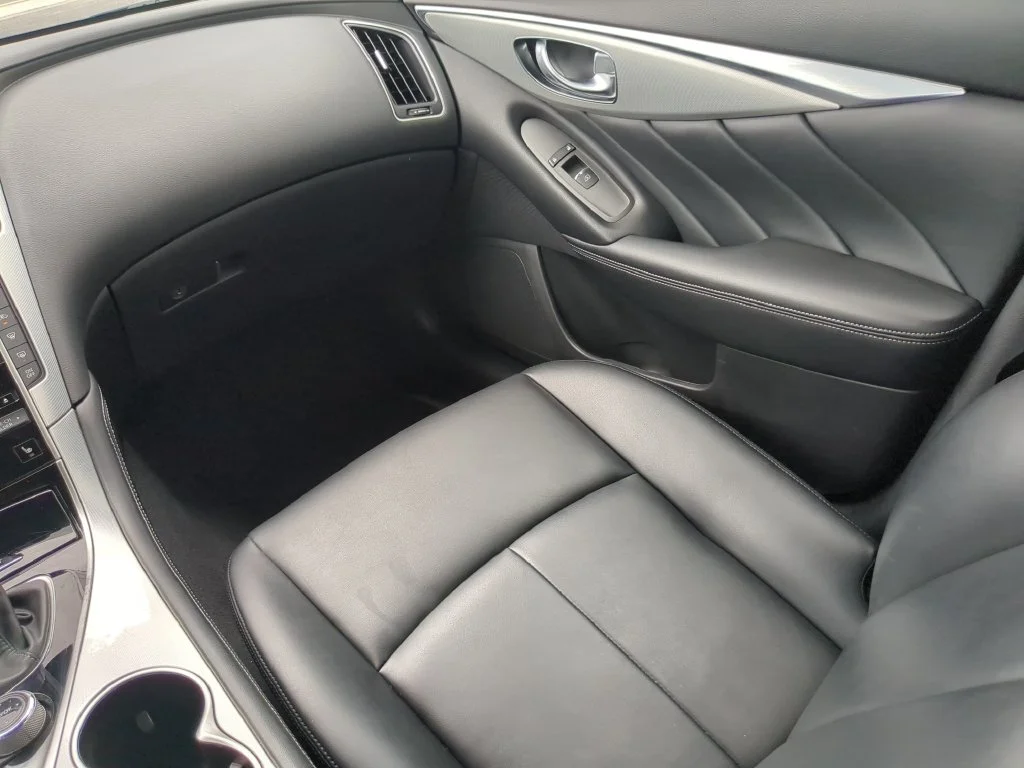 Used 2021 Black INFINITI 3.0t LUXE image 15