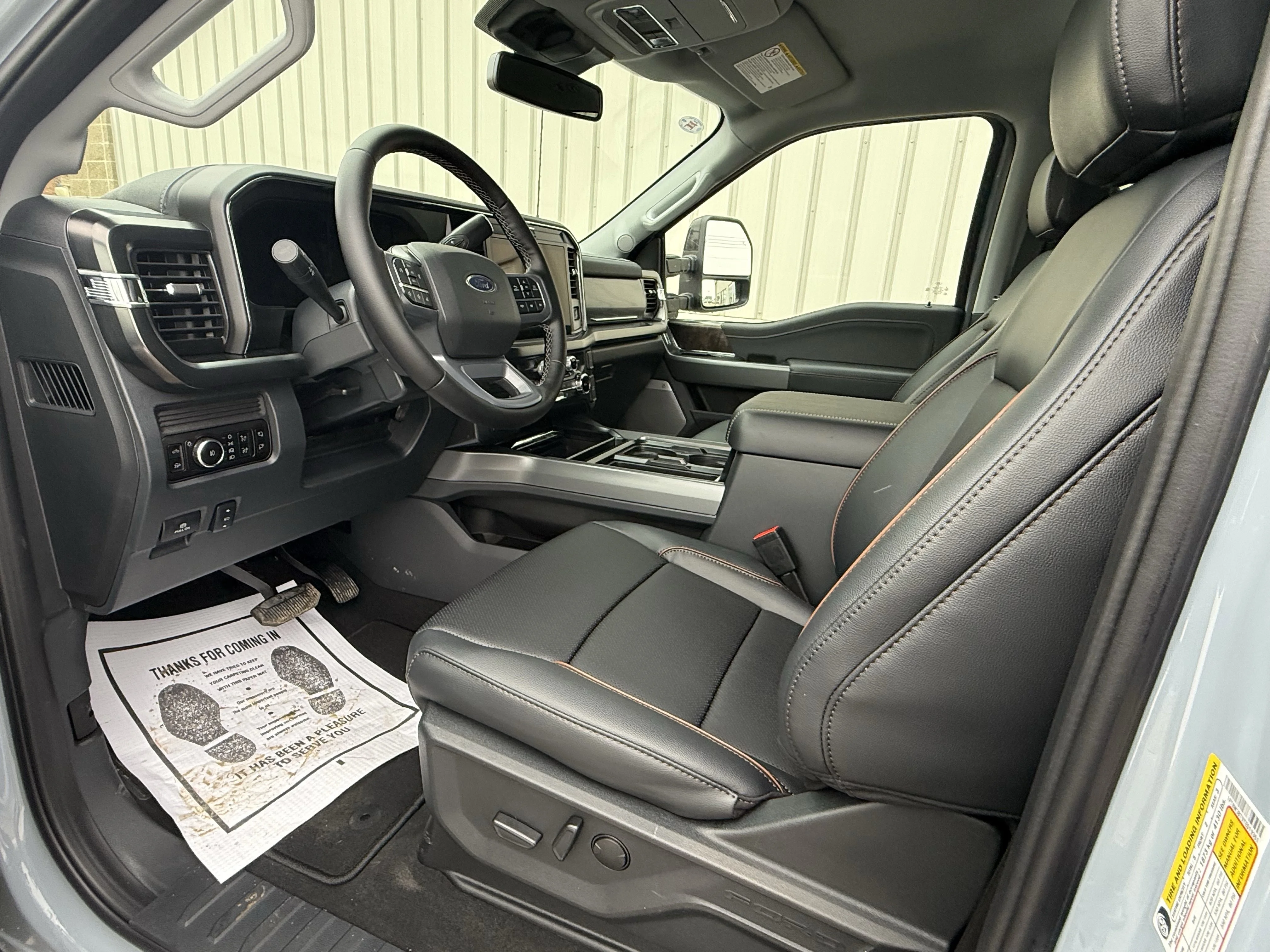 New 2026 Glacier Gray Metallic Tri-Coat Ford F-350® Lariat® image 10