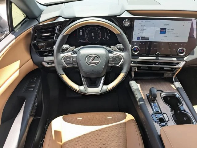 Used 2023 Silver Lexus 350 Premium Plus image 17
