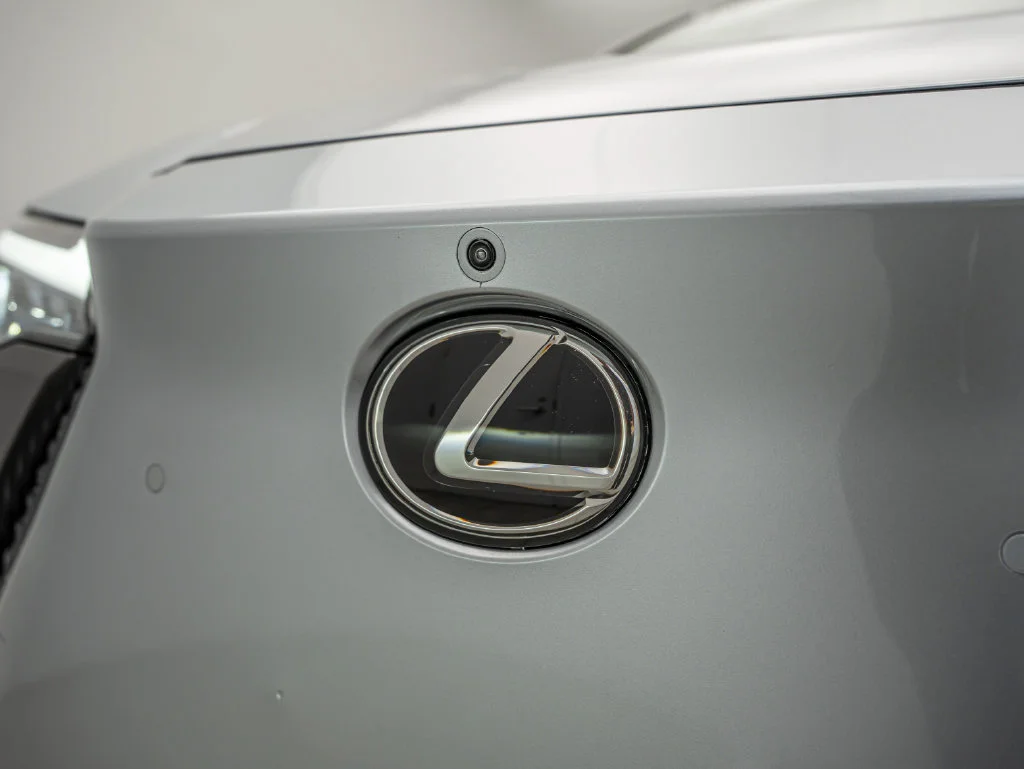 Certified Used 2024 IRIDIUM Lexus 300e Premium image 11