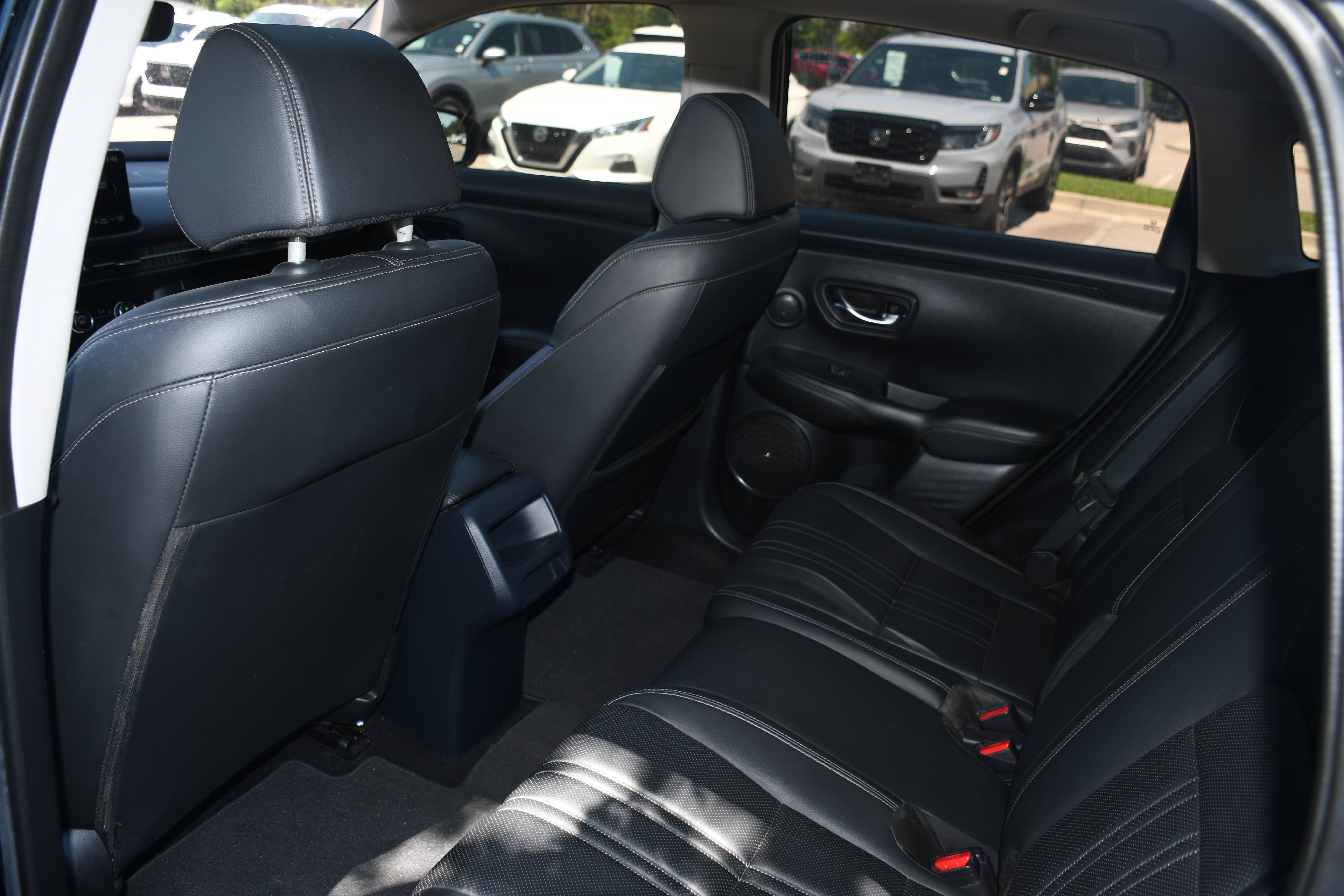 Used 2023 Black Honda EX-L image 15