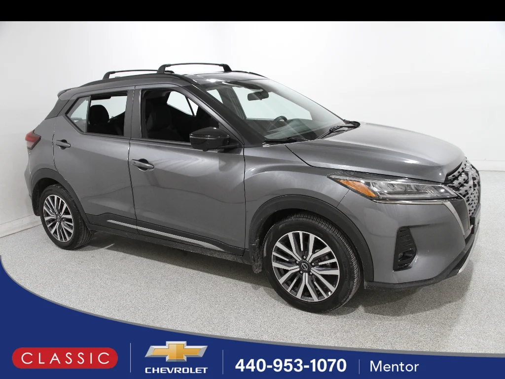 2024 Nissan Kicks SR