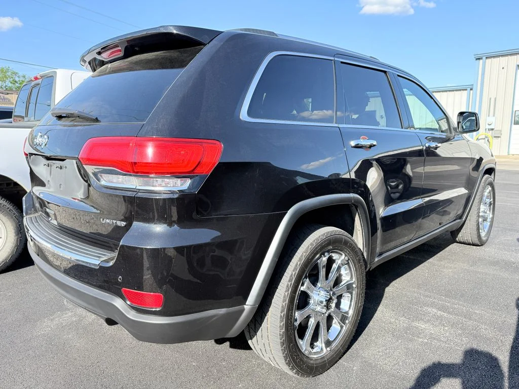 Used 2014 Black Jeep Limited image 8