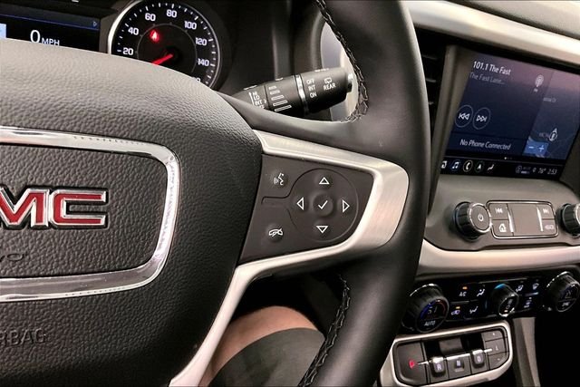 2023 GMC Acadia SLT - Photo 29