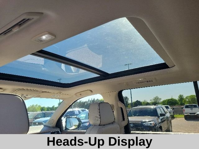 2024 GMC Yukon XL Denali - Photo 6