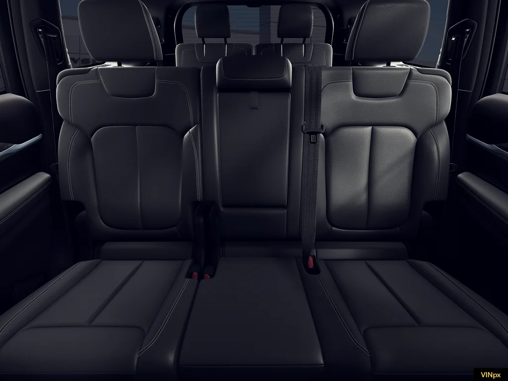 New 2026 Diamond Black Crystal Pearl-Coat Exterior Paint Jeep Limited image 16
