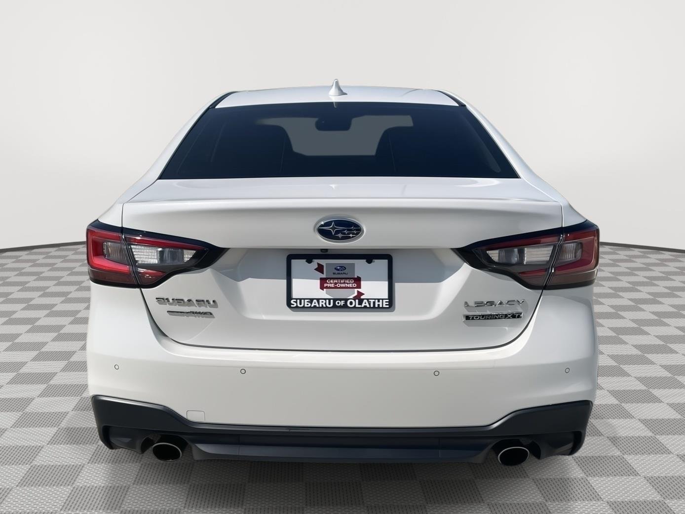 Used 2025 Crystal White Pearl Subaru Touring XT image 14