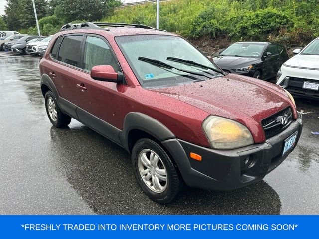 Used 2007 Red Hyundai SE image 1