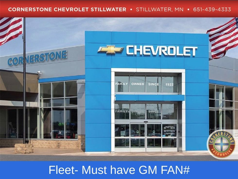 New 2026 Summit White Chevrolet 1WT image 19