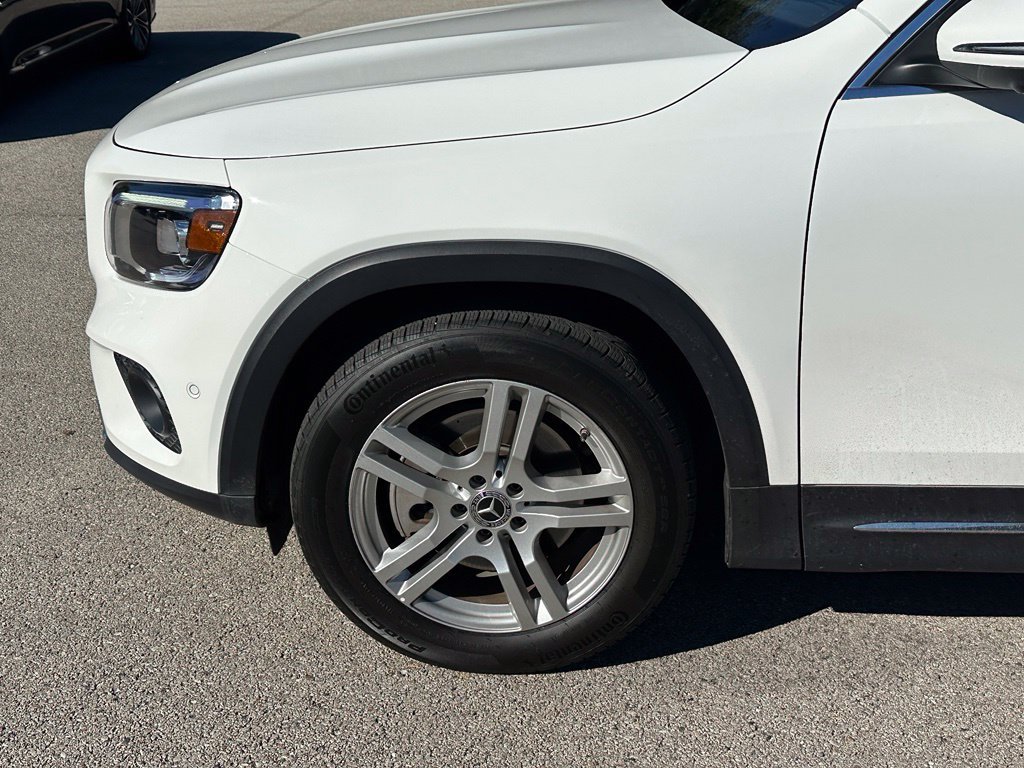 Used 2022 White Mercedes-Benz GLB 250 image 10