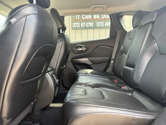 Used 2021 Blue Jeep Latitude Lux image 14
