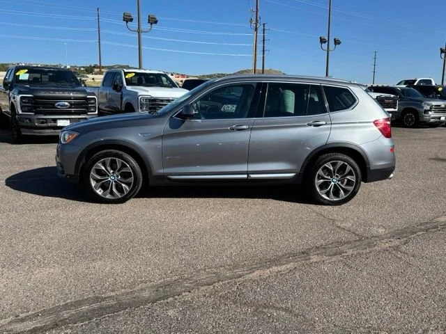 Used 2016 Gray BMW xDrive35i image 2