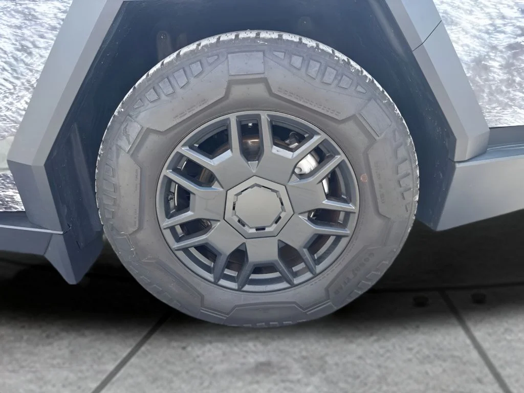 Used 2024  Tesla Cyberbeast image 27