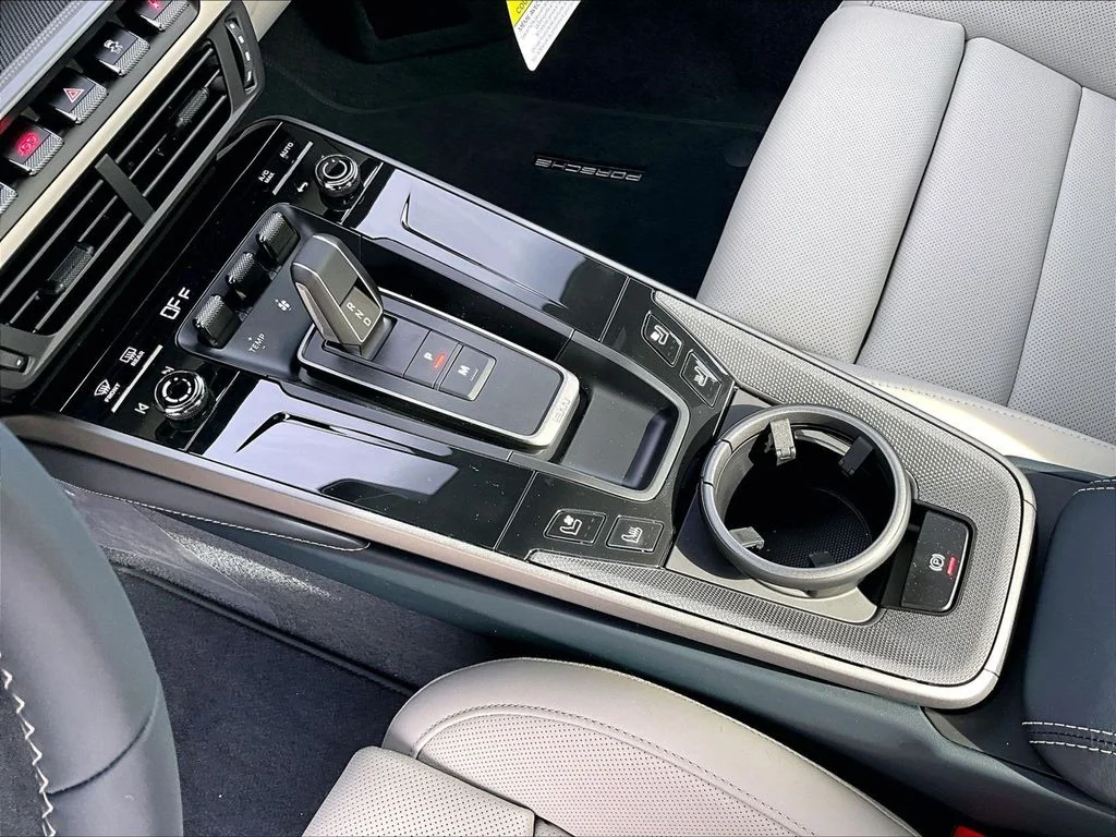 2026 Porsche 911 - Photo 17