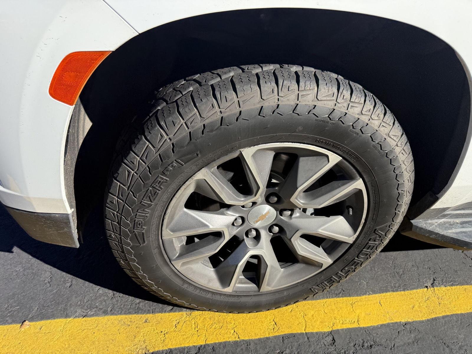 Used 2024 Summit White Chevrolet LS image 3