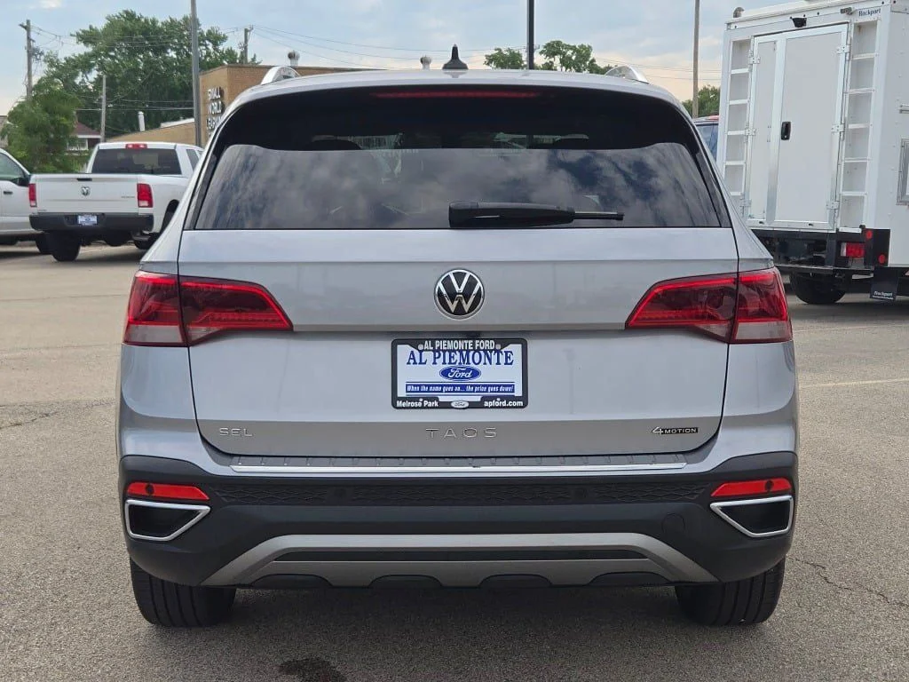 Used 2023 Pyrite Silver Metallic Volkswagen 1.5T SEL image 14