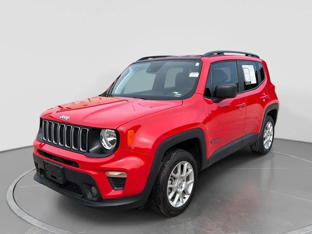 Used 2022 Red Jeep Latitude image 8