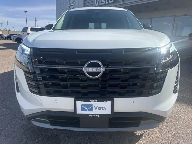 New 2026 Everest White Pearl TriCoat Nissan SL image 8