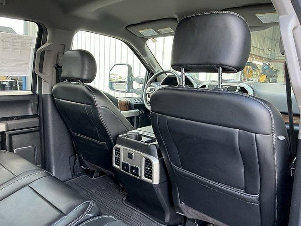 Used 2019 Silver Ford LARIAT image 20