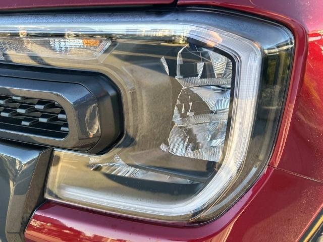New 2026 Ruby Red Metallic Tinted Clearcoat Ford XLT image 8