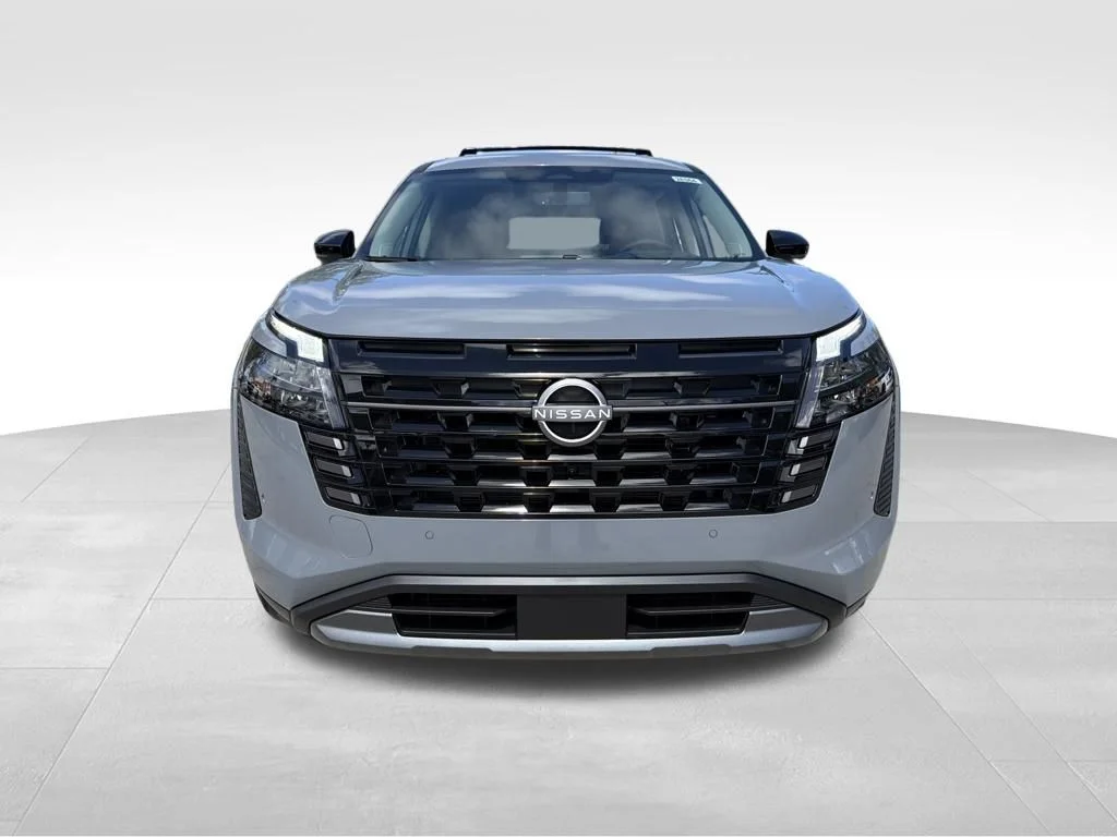 New 2026 Boulder Gray Pearl Nissan Platinum image 2