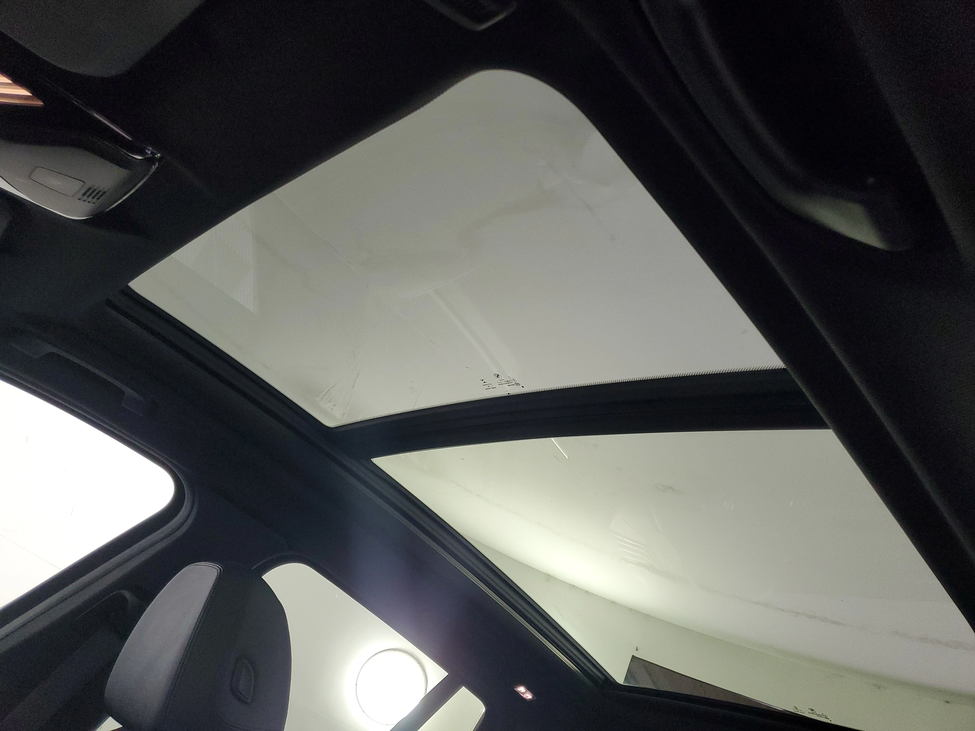 Used 2019 Dark Graphite Metallic BMW sDrive30i image 31