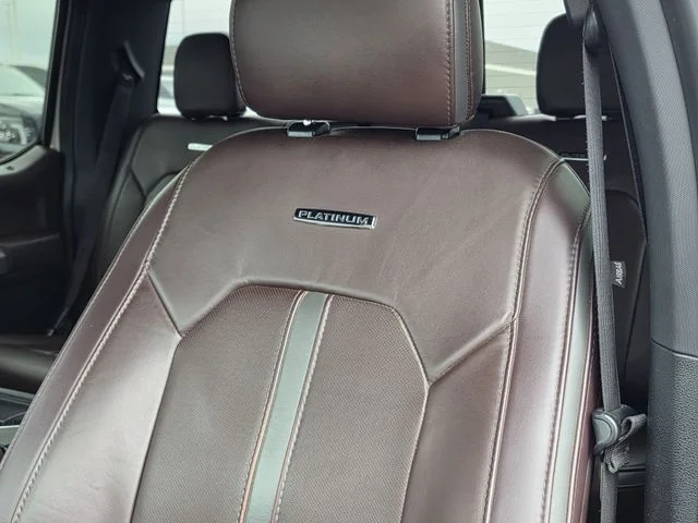 Used 2017 Oxford White Ford Platinum image 15