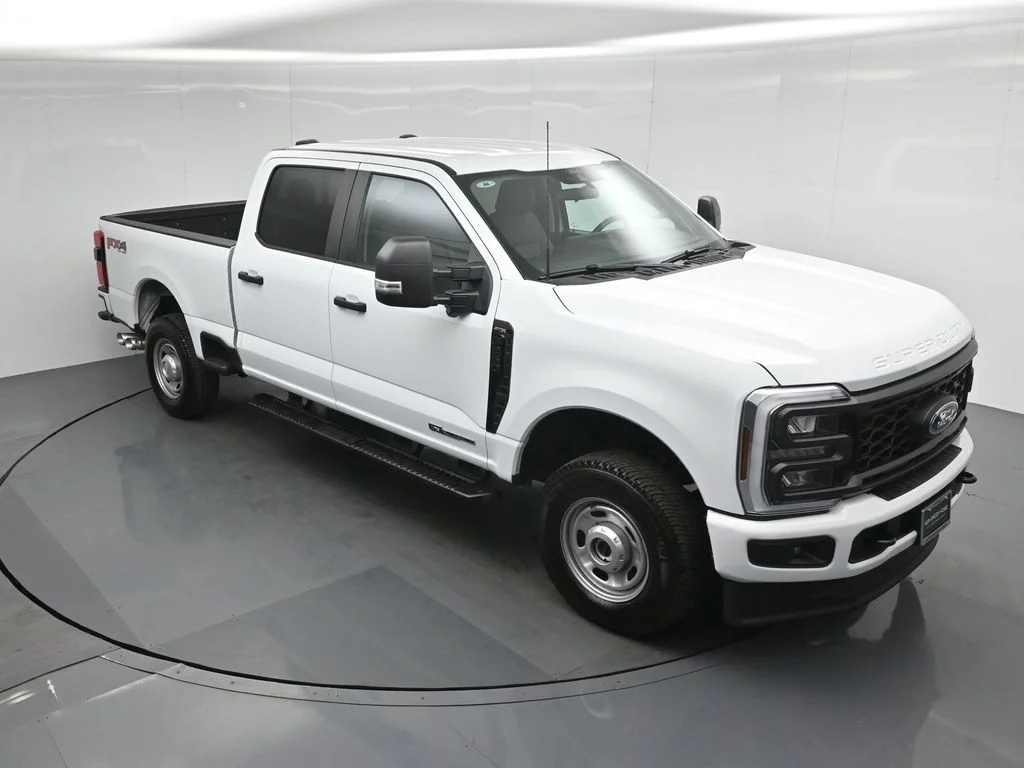 Certified Used 2025 White Ford XL image 34