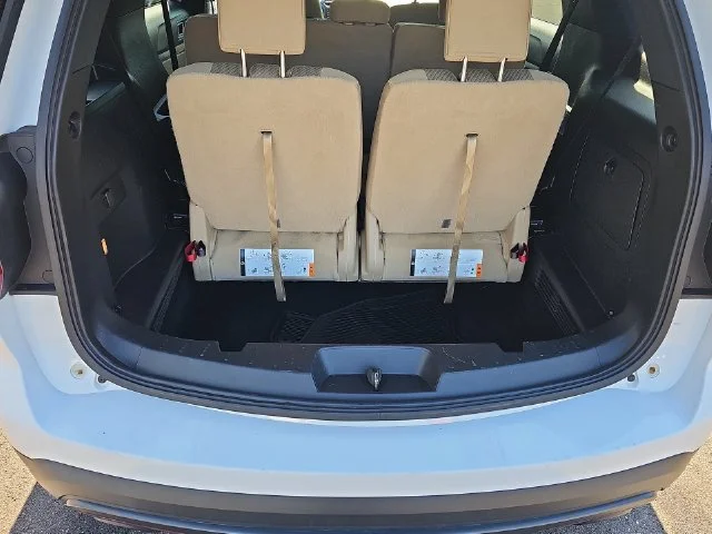 Used 2016 White Ford Base image 41
