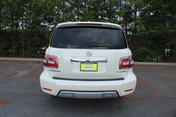 Used 2017 Pearl White Nissan Platinum image 22