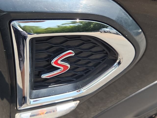 Used 2017 Black MINI Base image 6