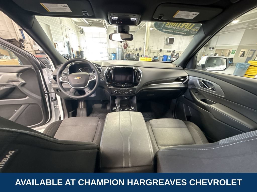 Used 2023 Summit White Chevrolet LT Cloth image 27