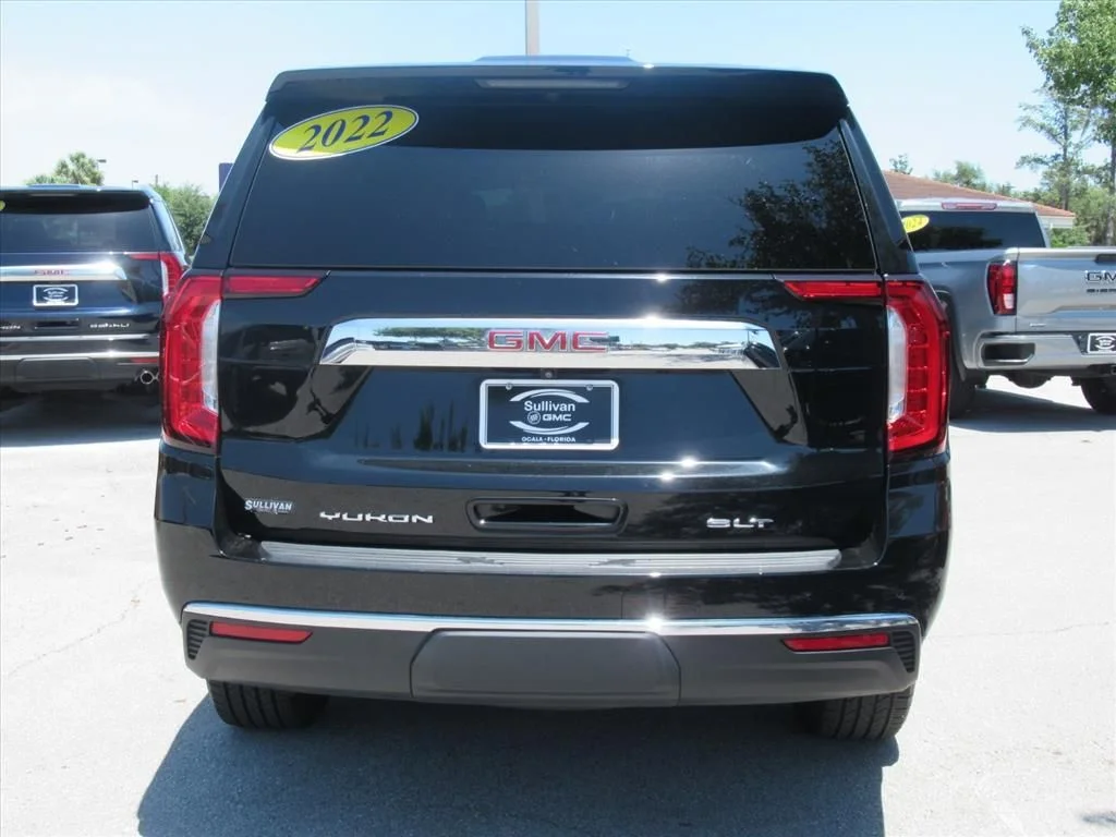 Used 2022 Black GMC SLT image 6